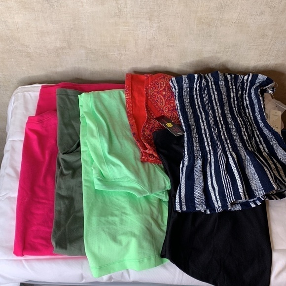 Six piece women’s top bundle - Picture 1 of 13